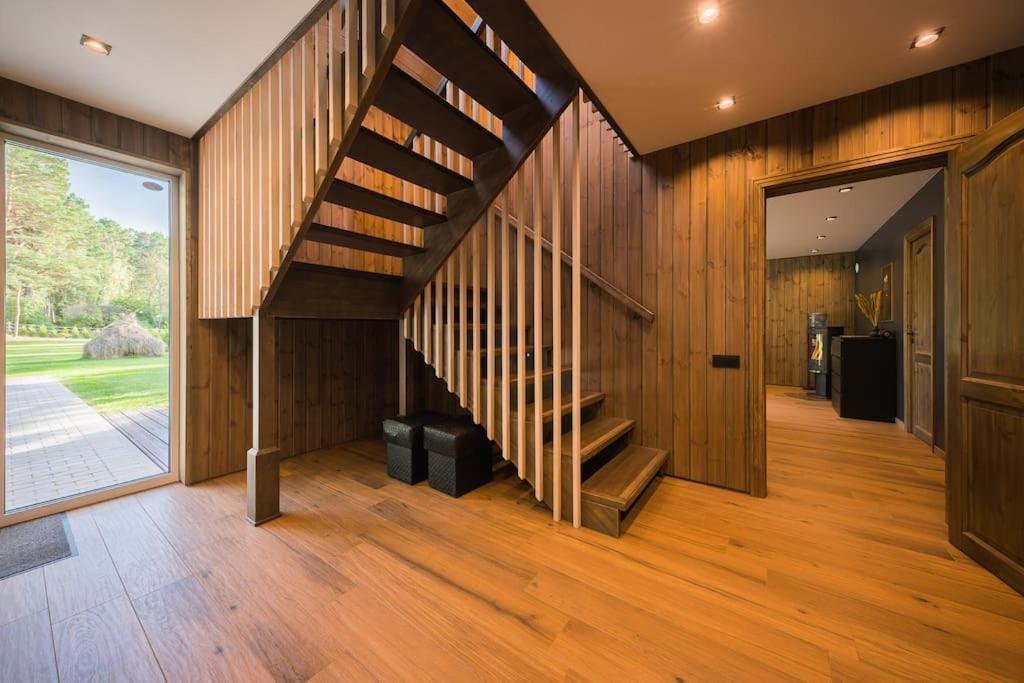 Villa Amberland Bernāti Esterno foto